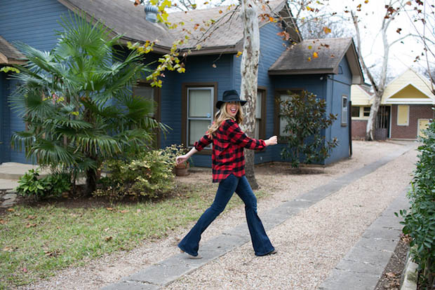 Structured Fall Hat and Flare Jeans